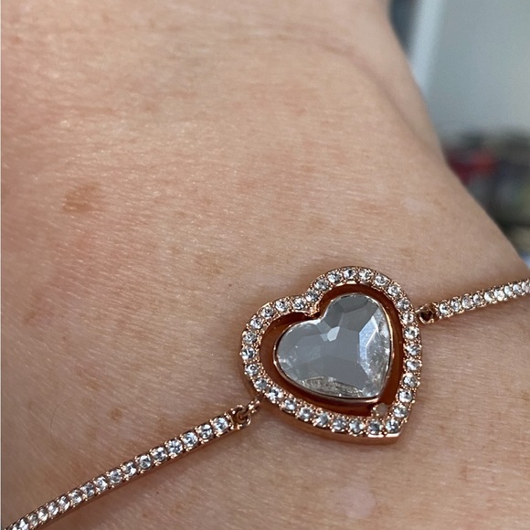 Swarovski crystal heart bracelet - Picture 6 of 9